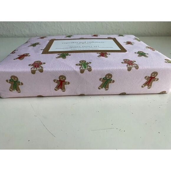 Cupcakes and Cashmere Gingerbread Cookies Christmas QUEEN SIZE Sheet Set Pink - Picture 12 of 12